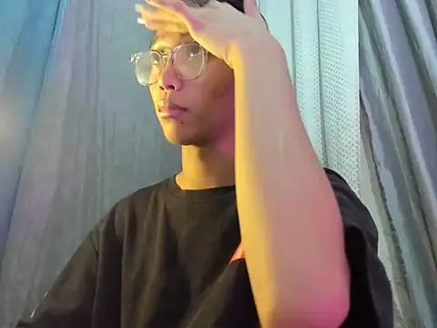 Aiko shemalexxx online show from 24, 9, 2025