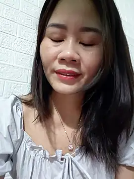 Singlemom69x online show from 5, 11, 2025