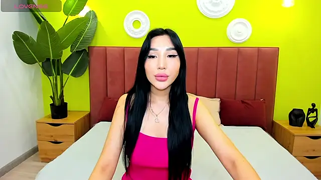 Jennifer Munoz online show from 5, 10, 2025