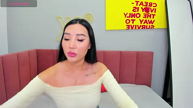 Jennifer Munoz online show from 8, 10, 2025