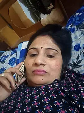 Snapshot of Rakhi99x chatting on 11, 4, 2026 Rakhi99x online show from 11, 4, 2026