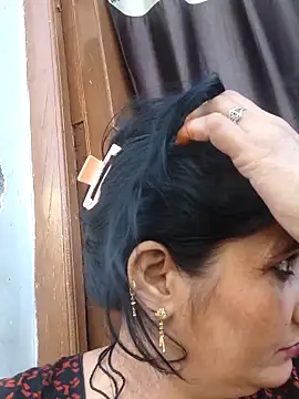 Snapshot of Rakhi99x chatting on 22, 4, 2026 Rakhi99x online show from 22, 4, 2026