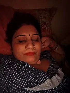 Snapshot of Rakhi99x chatting on 3, 5, 2026 Rakhi99x online show from 3, 5, 2026
