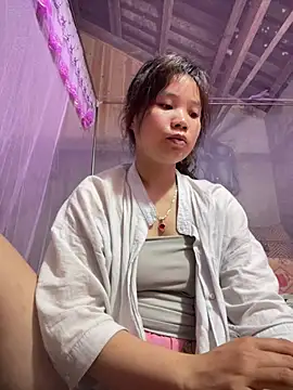 Snapshot of Ngoc-bbi chatting on 23, 4, 2026 Ngoc-bbi online show from 23, 4, 2026