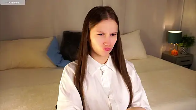 MelaniSeiver online show from 5, 12, 2025