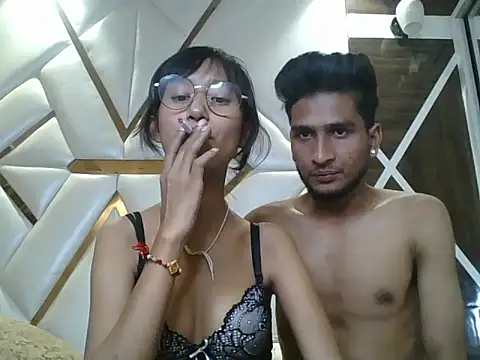 lily 9900 online show from 17, 9, 2025