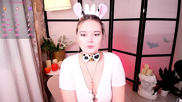 Snapshot of HeyMary chatting on 30, 10, 2025 HeyMary online show from 30, 10, 2025