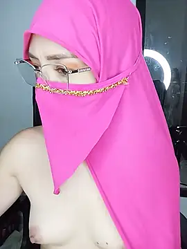 Snapshot of Eyad__H chatting on 19, 7, 2026 Eyad H online show from 19, 7, 2026