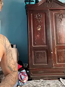 Daniel cornel online show from 24, 4, 2026