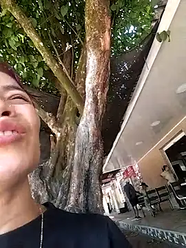 dulcelatin21 online show from 2, 11, 2025