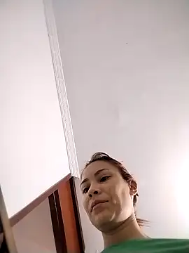 dulcelatin21 online show from 25, 10, 2025