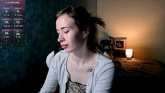 Snapshot of ZoyaMill chatting on 2, 7, 2026 ZoyaMill online show from 2, 7, 2026