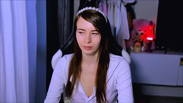 ZoyaMill online show from 15, 10, 2025