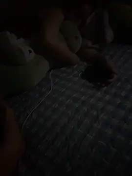 letruong6879 online show from 17, 9, 2025