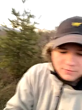 Snapshot of desiredude9 chatting on 26, 10, 2025 desiredude9 online show from 26, 10, 2025