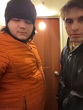 desiredude9 online show from 13, 2, 2026