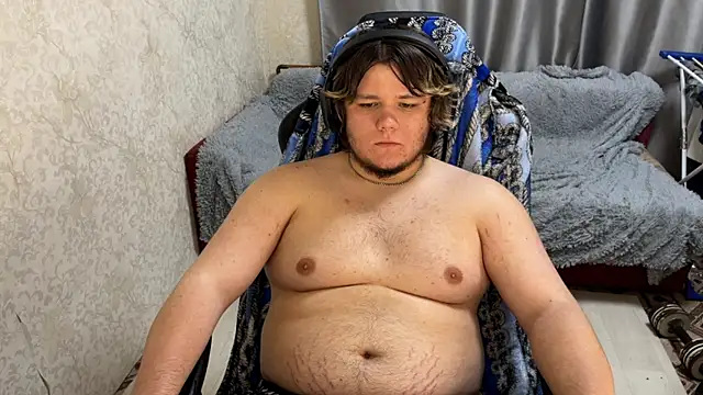 Snapshot of desiredude9 chatting on 16, 9, 2025 desiredude9 online show from 16, 9, 2025