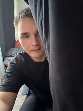 desiredude9 online show from 28, 5, 2026