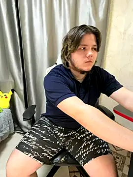 Snapshot of desiredude9 chatting on 15, 11, 2025 desiredude9 online show from 15, 11, 2025