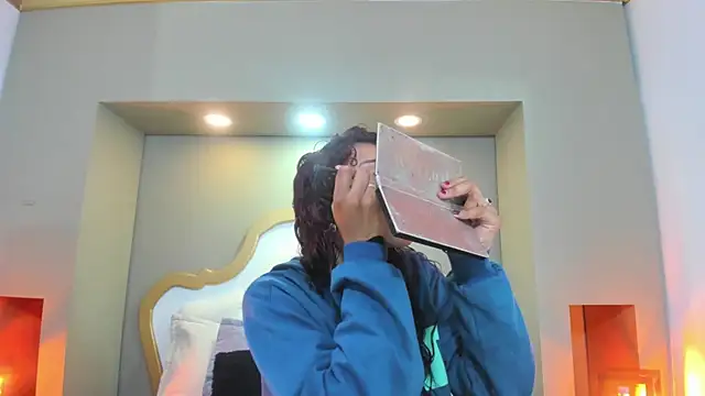 AteneaGreyy online show from 24, 10, 2025