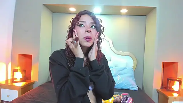 AteneaGreyy online show from 22, 10, 2025