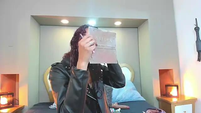 AteneaGreyy online show from 4, 10, 2025