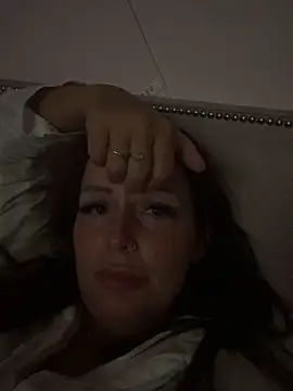 nightingale27 online show from 10, 9, 2025