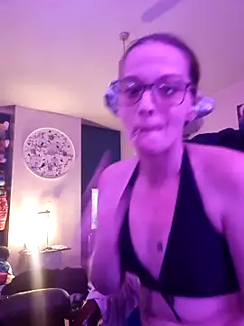 kittykatbean online show from 1, 12, 2025