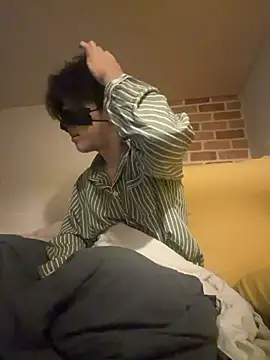 honeybottle online show from 18, 1, 2026