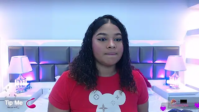 LennaEvans online show from 16, 9, 2025