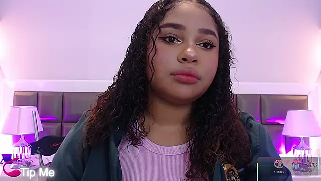 LennaEvans online show from 27, 11, 2025