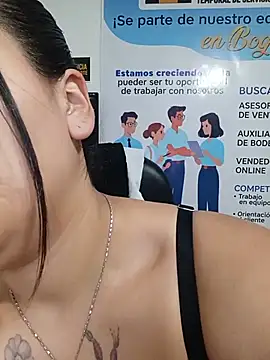 Snapshot of MAYE__13 chatting on 6, 7, 2026 MAYE 13 online show from 6, 7, 2026