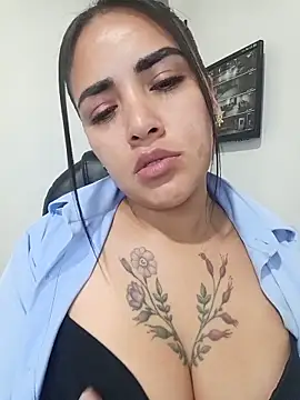 Snapshot of MAYE__13 chatting on 14, 6, 2026 MAYE 13 online show from 14, 6, 2026