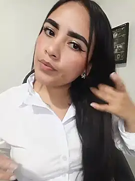 Snapshot of MAYE__13 chatting on 16, 6, 2026 MAYE 13 online show from 16, 6, 2026