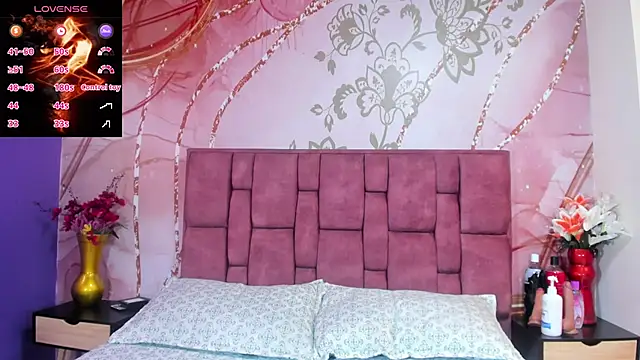 luna maisonn online show from 6, 11, 2025