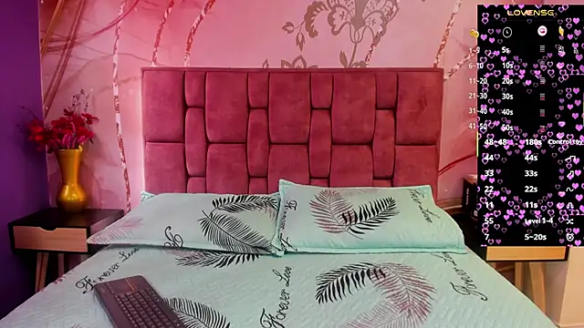 luna maisonn online show from 2, 10, 2025