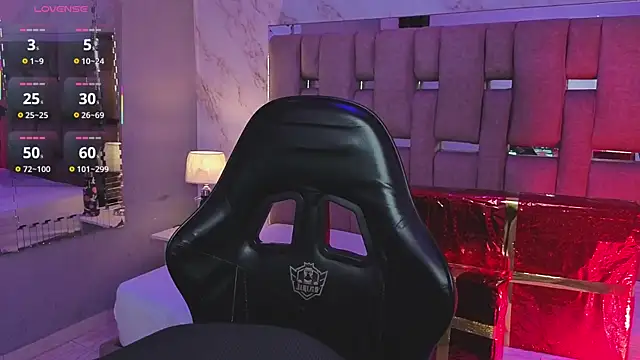 ZharaLux online show from 18, 12, 2025