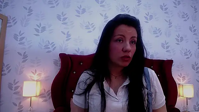 Snapshot of MargarettCooper chatting on 24, 10, 2025 MargarettCooper online show from 24, 10, 2025