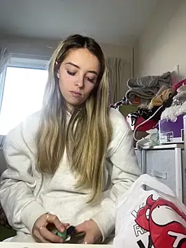 Angelloverxo online show from 22, 12, 2025