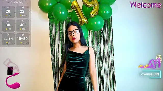 MiniLove 01 online show from 8, 1, 2026