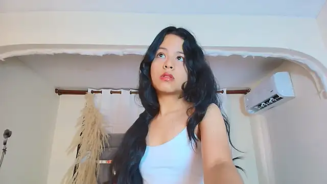 MiniLove 01 online show from 30, 9, 2025