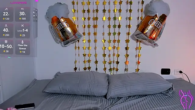 MilenaCrown online show from 4, 10, 2025