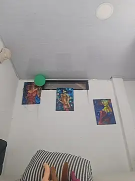 zoe stp latina online show from 1, 11, 2025