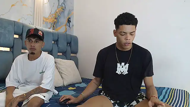 Snapshot of PRETTY_FEM chatting on 18, 2, 2026 PRETTY FEM online show from 18, 2, 2026