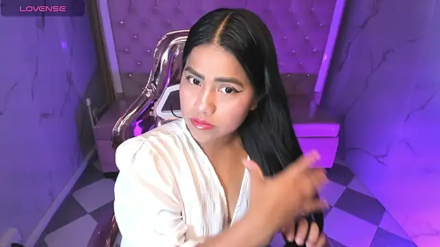 Victoria b  online show from 17, 10, 2025