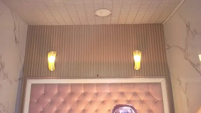 Victoria b  online show from 19, 11, 2025