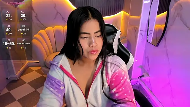 Victoria b  online show from 23, 10, 2025