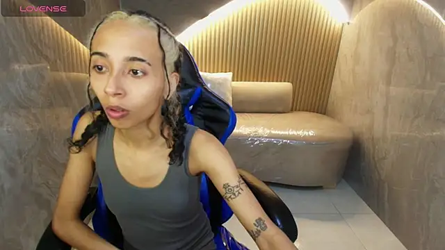 Agnis ink r online show from 8, 10, 2025