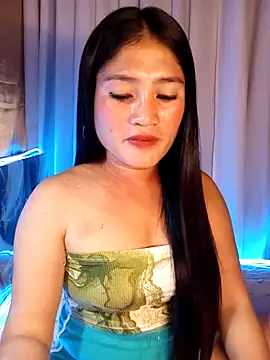 Naughtyalina2 online show from 24, 9, 2025