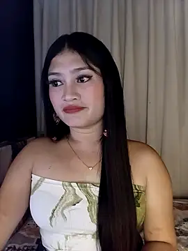 Naughtyalina2 online show from 5, 11, 2025